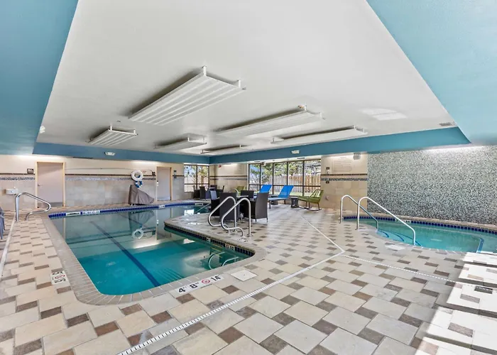 Hotels with tennis Hampton Inn & Suites Greeley
